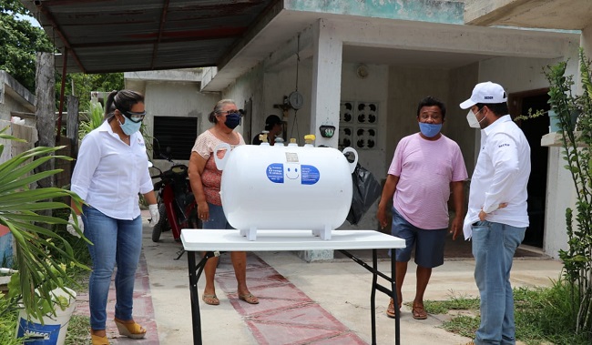 Yucatán: Mujeres del medio rural reciben materiales, equipos y herramientas