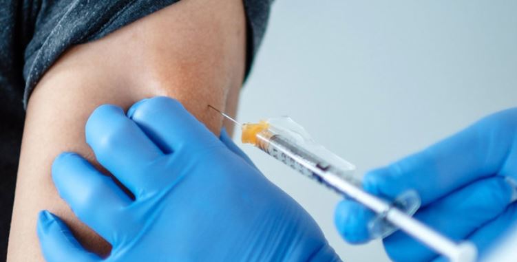 ¿Cómo? La vacuna contra el COVID-19 no debe ser obligatoria, dice la OMS