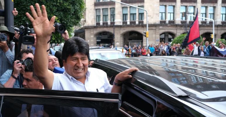 Evo Morales enfrentará la justicia, advierte presidenta interina de Bolivia