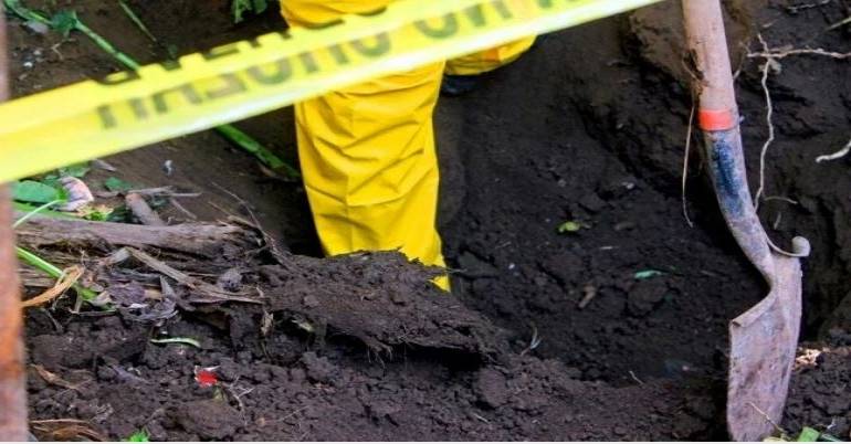 ¿México seguro? Hallan 35 cadáveres en 3 fosas clandestinas de Jalisco