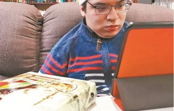 Clases en línea no son para personas con discapacidad