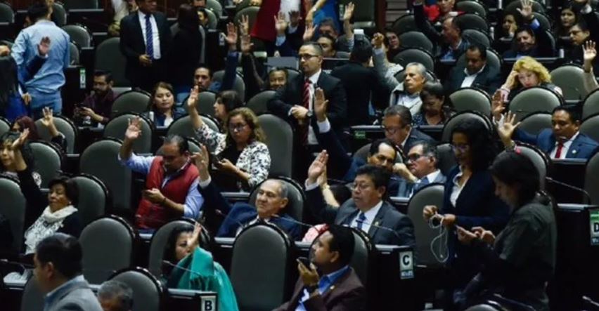 Diputados avalan reelección de legisladores hasta por dos periodos