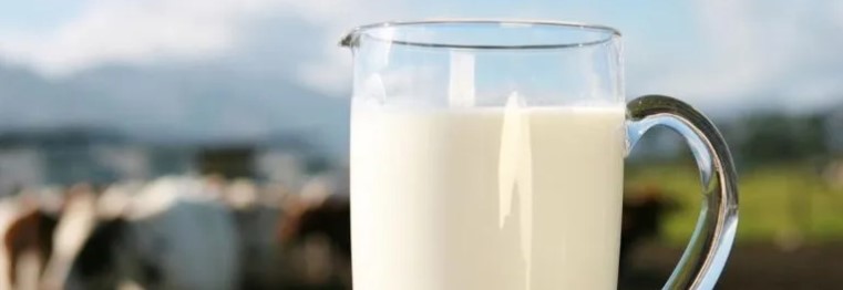 Profeco advierte de leche que no es leche y la venden en el súper
