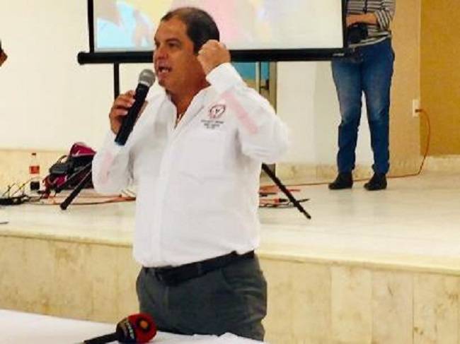 “Billy” Fernández, líder del FUTV, propone voto secreto en lugar neutral, con apoyo del Ipepac