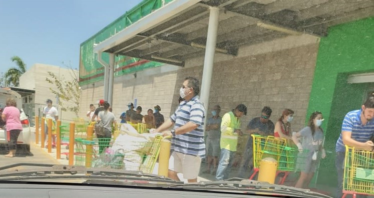 Mérida: Gente que sola se pone la soga al cuello o juega a la ruleta rusa con salidas masivas