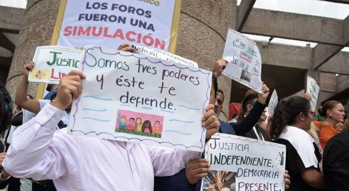 Trabajadores del Poder Judicial inician paro indefinido contra la la reforma