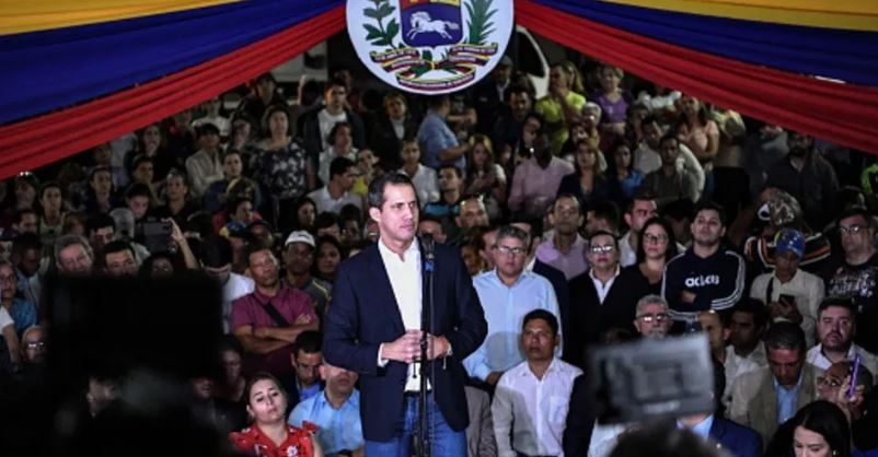 Guaidó denuncia que intentaron matarlo y responsabiliza a Maduro