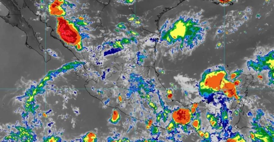 México emite alerta por sistema que se intensificaría a huracán