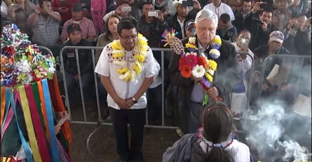 “No pierdas el respeto del pueblo”, advierte mujer otomí a AMLO