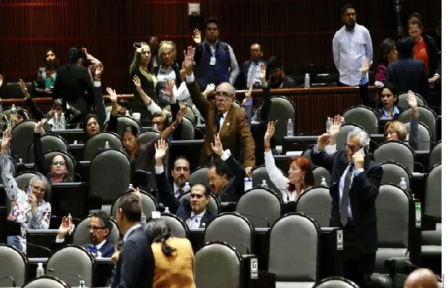 Ley General de Sistema para maestros es aprobada por Cámara de Diputados