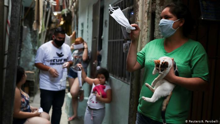Los contagios, sin freno en EE.UU. y Brasil