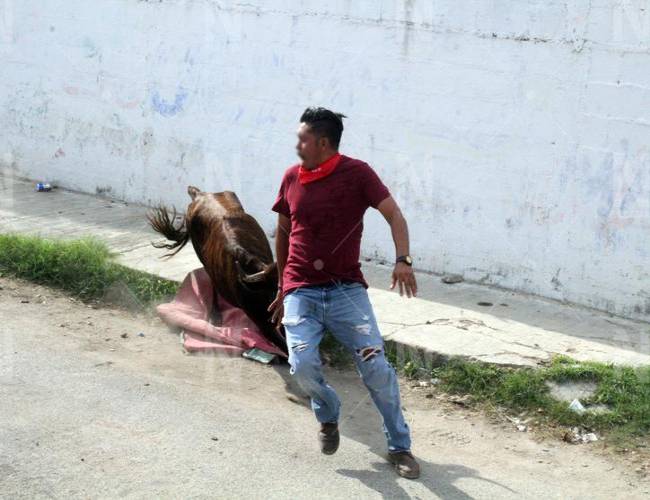 'Motuleada' en honor a la Virgen del Carmen deja tres lesionados