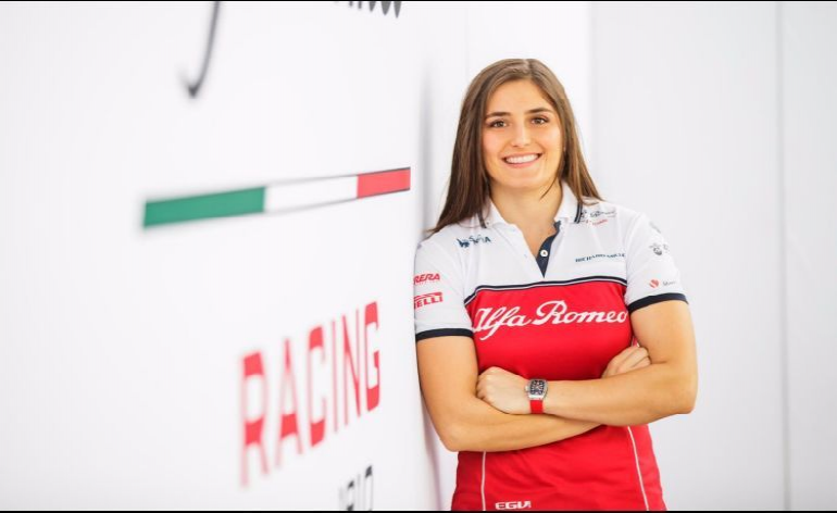 Tatiana Calderón sigue como piloto de pruebas de Alfa Romeo