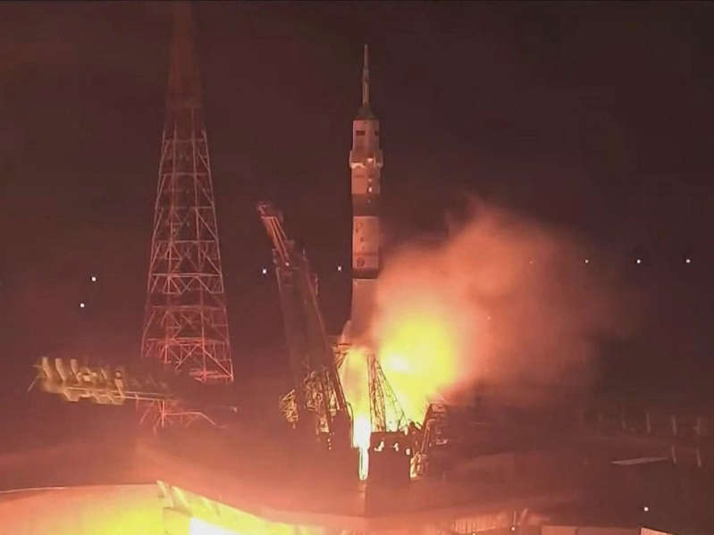 Cosmonautas rusos despegan rumbo a la Estación Espacial; así fue el lanzamiento