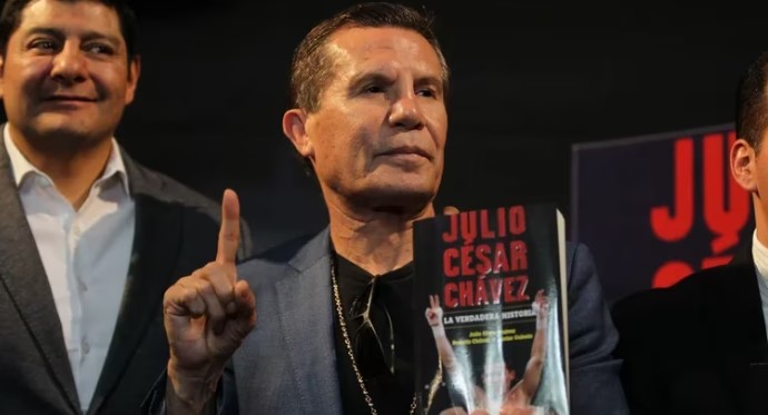 Julio César Chávez llama “amargados” a los críticos de sus hijos