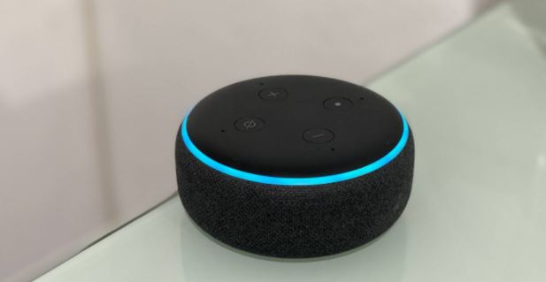 Se quejan contra Amazon por bullying contra mujeres llamadas como Alexa