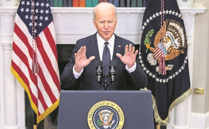 Biden pide a empresas de EE.UU. protegerse de ciberataques rusos