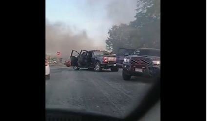 (VÍDEO) Chiapas amaneció con autos quemados y balaceras