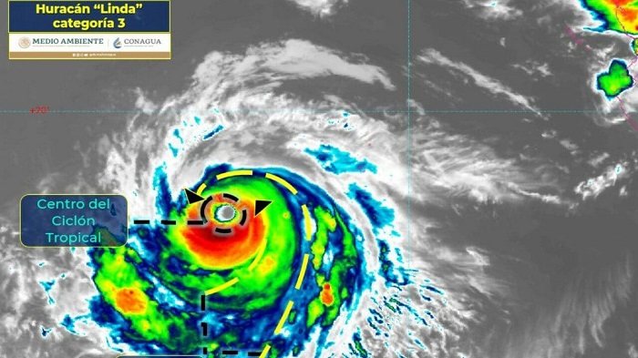 Conagua: Huracán ‘Linda’ se intensifica a categoría 3: afecta a 5 estados del Pacífico