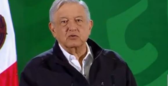 'Eficacia del cubrebocas no está comprobada', López Obrador