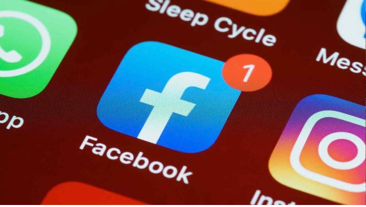 Facebook descubre 400 apps maliciosas que roban información de usuarios