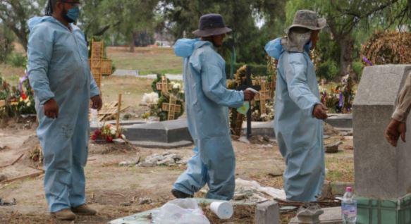 México llega al 'escenario catastrófico' pronosticado por Gatell: 60,254 muertes