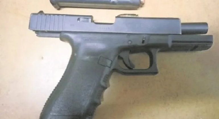 Pistola usada en tiroteo fue utilizada antes para impedir robo