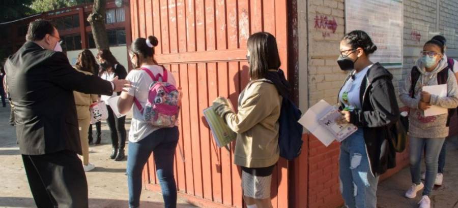 Confirman tercer caso de Covid-19 en la CDMX tras regreso a clases presenciales