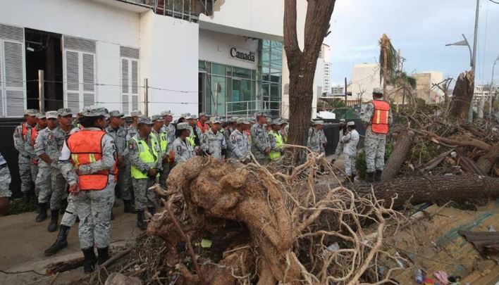 Sedena asegura tener el control para evitar saqueos en Acapulco