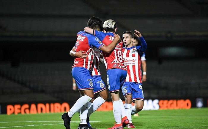 Chivas derrota al América y enfrentará al Cruz Azul en la Final de la Copa GNP