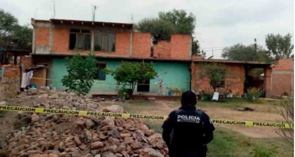 Querétaro: Sujeto estrangula a una adolescente en  su vivienda