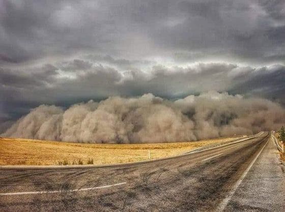 VIDEO: Tormenta de arena impacta a Turquía y deja seis lesionados