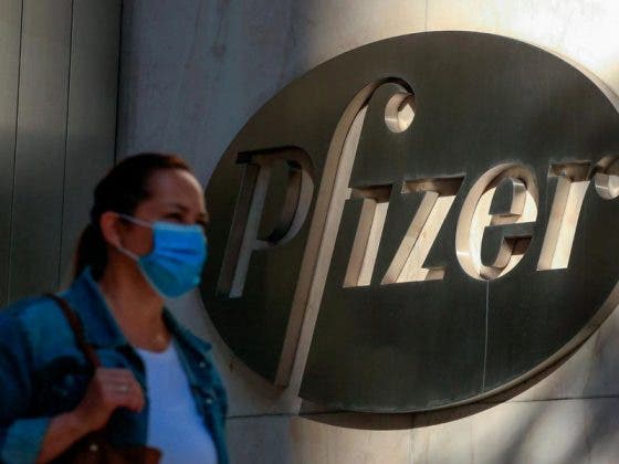 México recibirá vacunas faltantes de Pfizer a partir del 15 de febrero