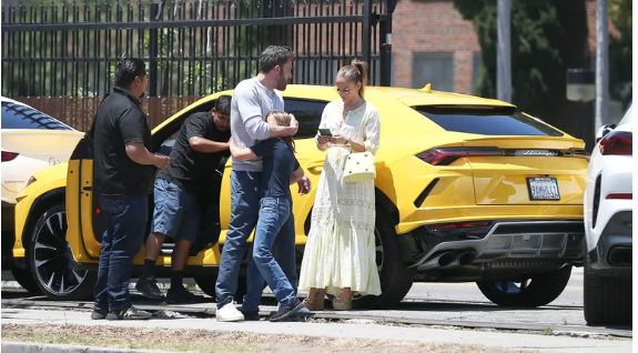 Hijo de Ben Affleck, de 10 años, chocó un Lamborghini de 200.000 Dlls.