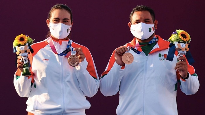 México gana primera medalla de bronce en Tokio en tiro con arco por equipo