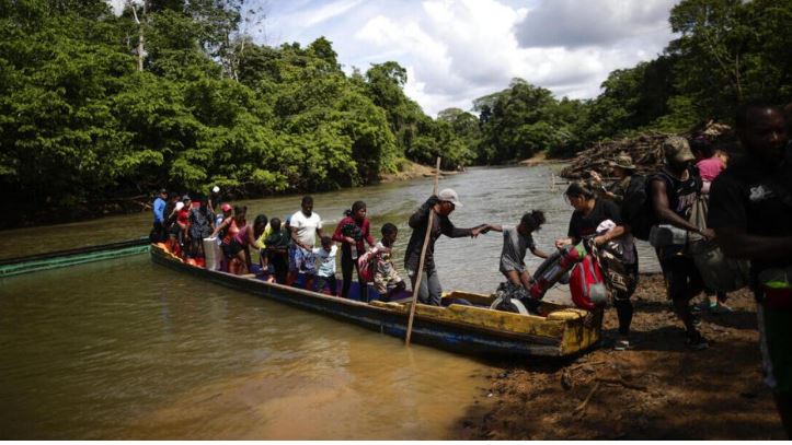 EE.UU. detuvo a 242,000 migrantes en la frontera sur en noviembre; la mayoría mexicanos