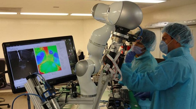Un robot revoluciona las cirugías en Puerto Rico
