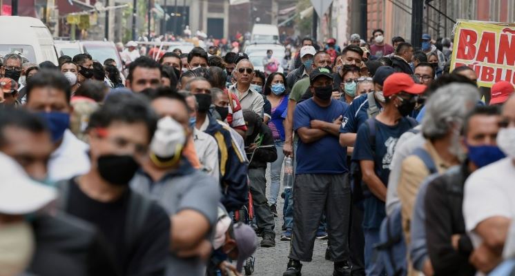 Largas filas para ingresar al Centro de CDMX con filtros instalados por el gobierno