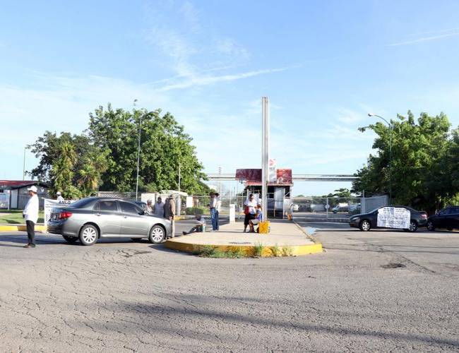 Pensionados de Pemex 'escalan niveles' buscan respuesta a sus demandas