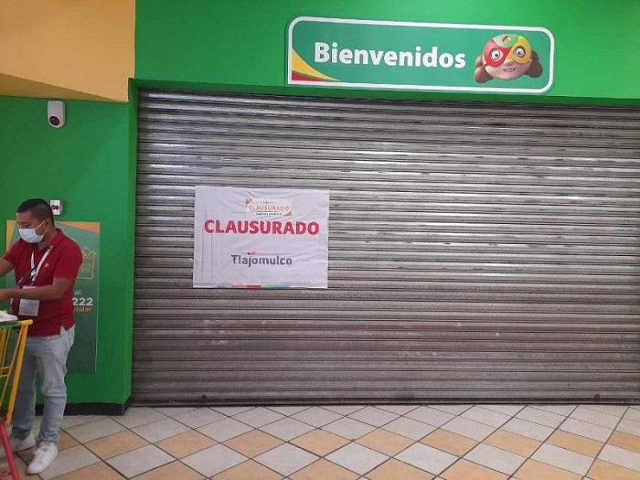 Clausuran Bodega Aurrera por obligar a empleados a trabajar teniendo Covid