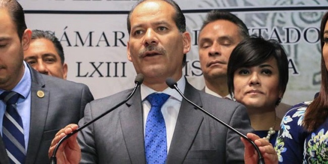 Roban casa del gobernador de Aguascalientes; hallan muerto al sospechoso