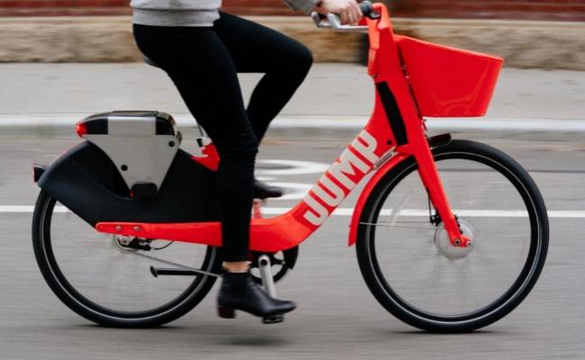 Uber lanza Jump su servicio de bicicletas eléctricas en CDMX
