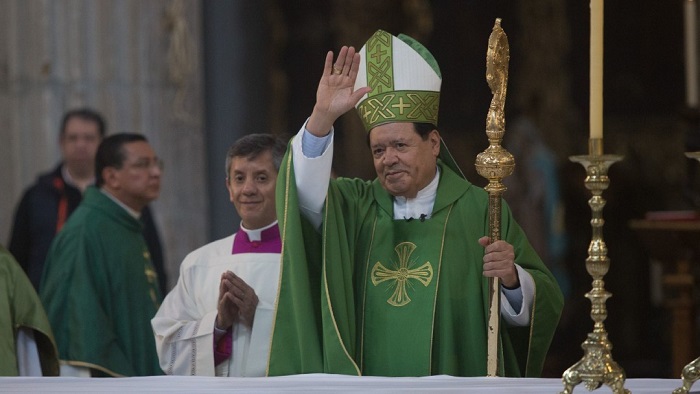 Mejora salud de Norberto Rivera; ya fue desintubado