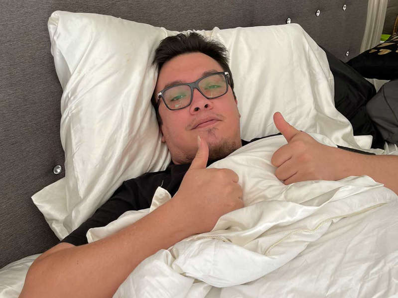 Comediante Franco Escamilla anuncia que dio positivo a covid