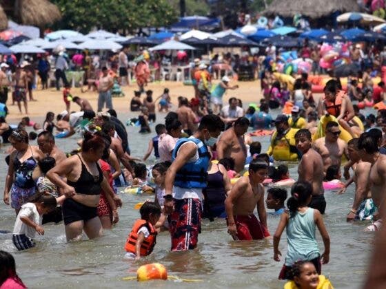 Contagios de Covid-19 aumentan otra vez en 16 estados de México