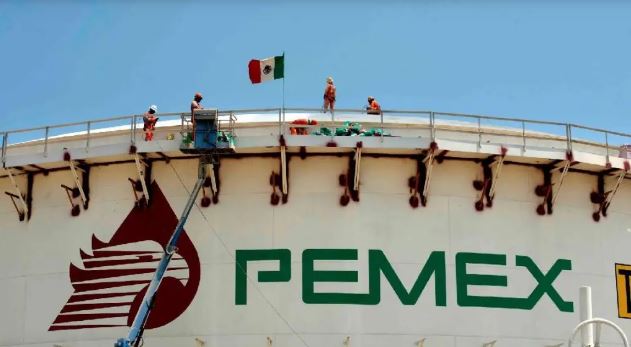 Operador de Adán Augusto presume contratos con Pemex, CFE, Veracruz y Chiapas