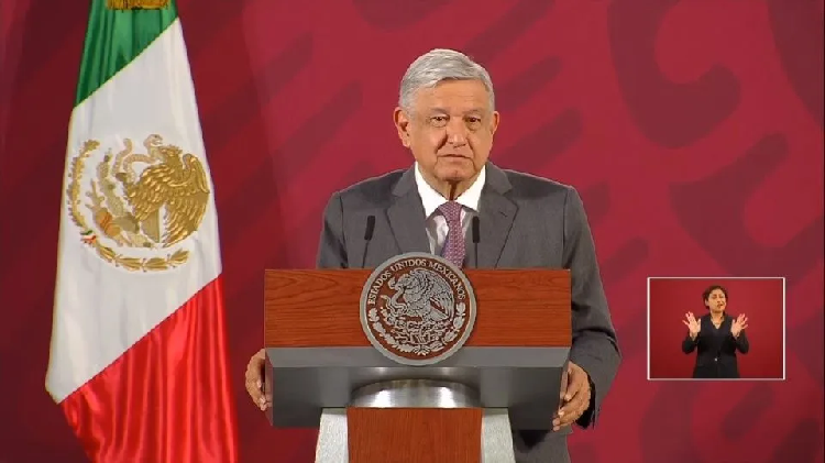 Propone AMLO adelantar votación de revocación de mandato para 2021