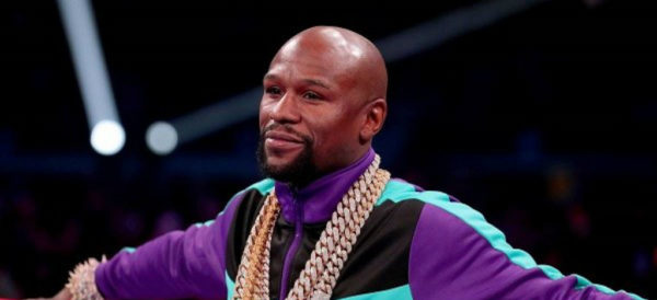 VÍDEO: Floyd Mayweather Jr, y sus guaruras, agreden a fans