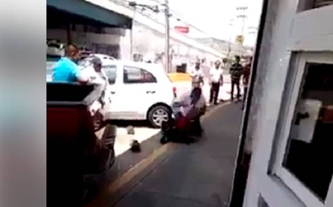(Vídeo) Golpean brutalmente a hombre por patear un perrito, en Morelia