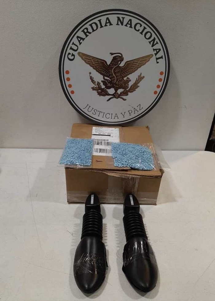 Localiza Guardia Nacional  2,000 pastillas de fentanilo en hormas de zapatos